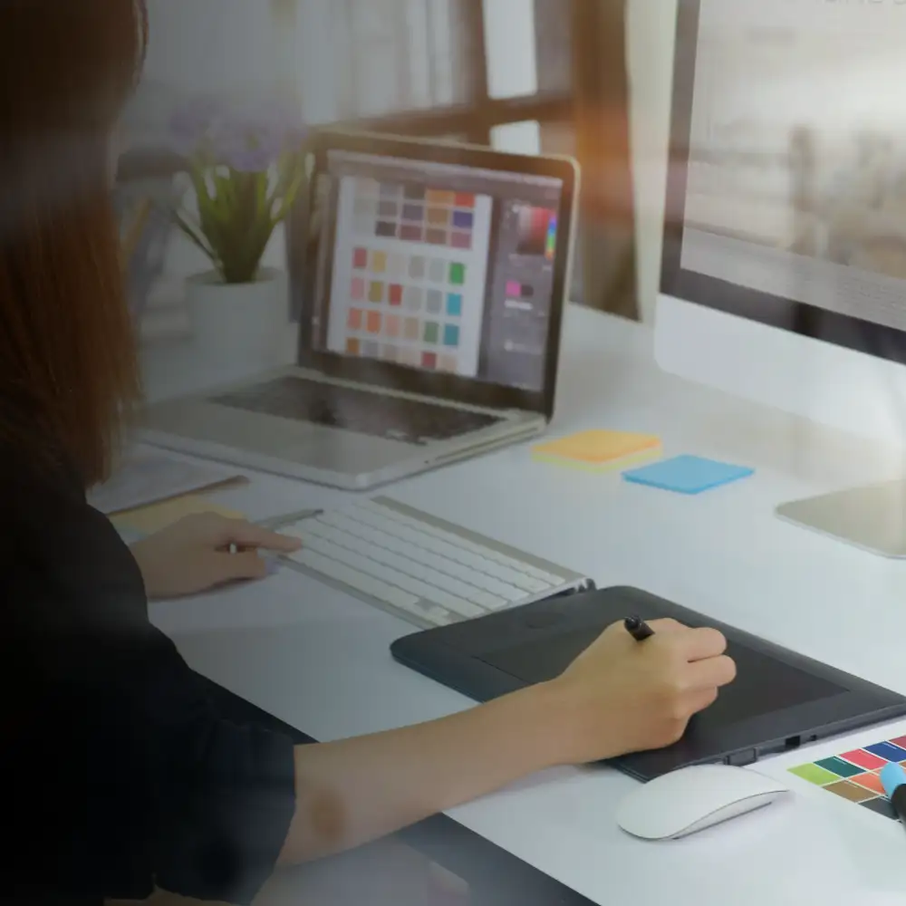 Graphic Designer Graphic Designer